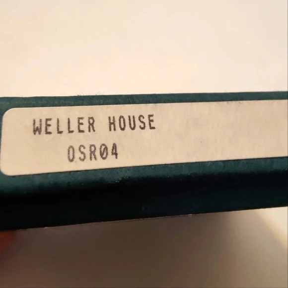 1996 Shelia's Weller House Historical Ornament, OSR04, VGC - Picture 4 of 4